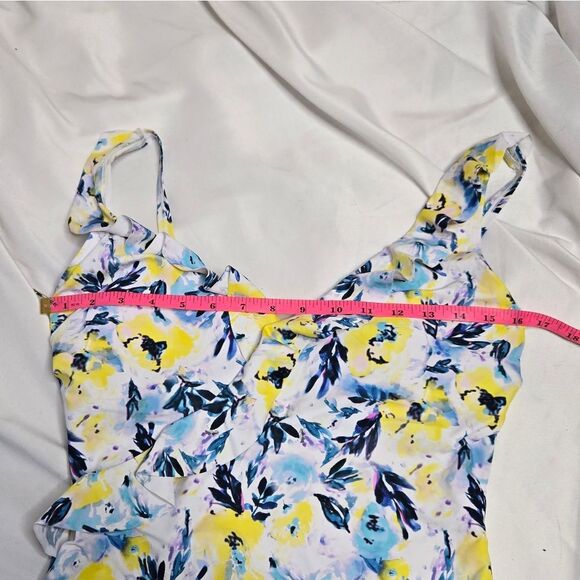 NIPTUCK yellow floral ruffle multi fit cup one piece flattering swimsuit 8‎ - Picture 7 of 9